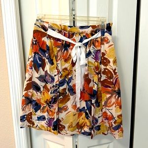 Urban Outfitters | Fit and flare floral skirt